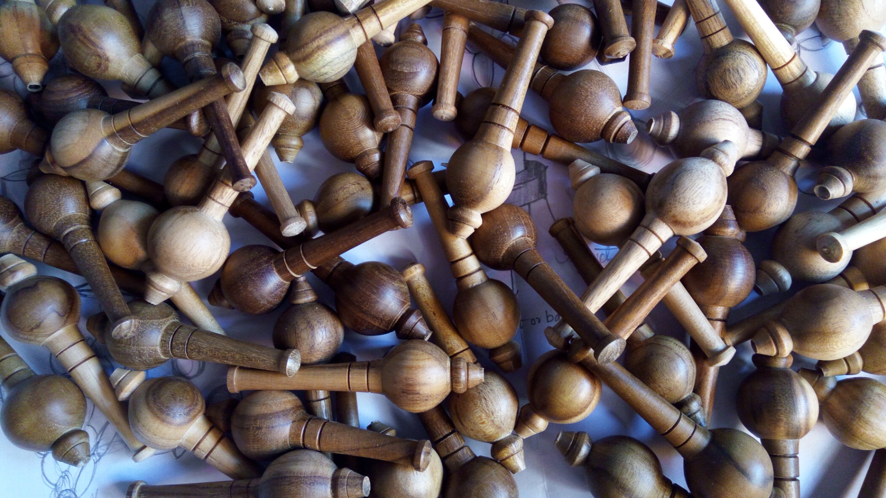 Handcrafted wooden artisan pieces